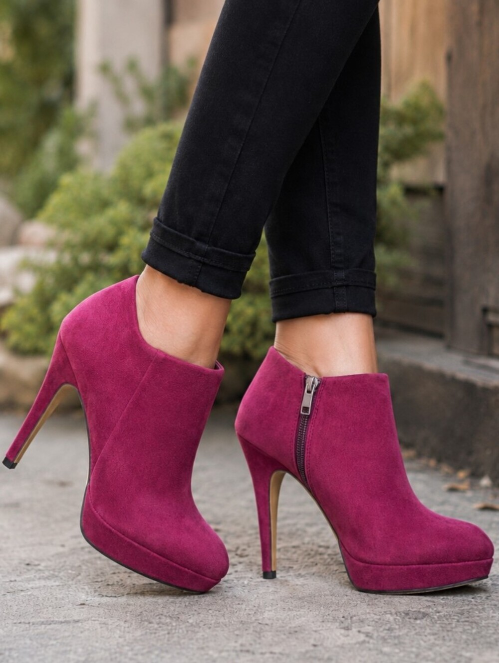 Vince Camuto NEW Elvin Y2K Office Siren Revival Platform Stiletto Bootie 8.5M